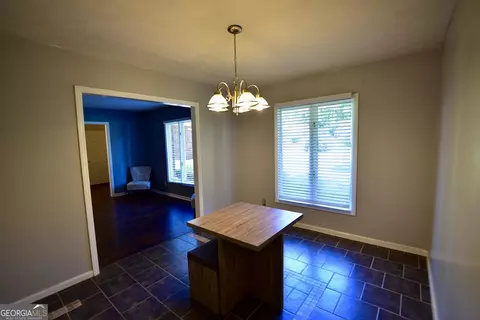 411 Camelot Dr, Lagrange, GA 30241 photo 6