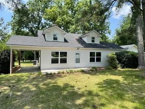 6997 Strickland St, Cobbtown, GA 30420