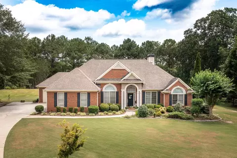 155 Greyfield Dr, Tyrone, GA 30290