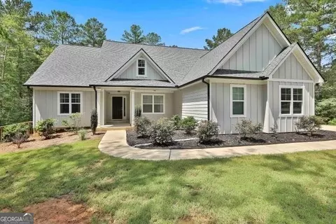 1015 Old Corinth Rd, Newnan, GA 30263