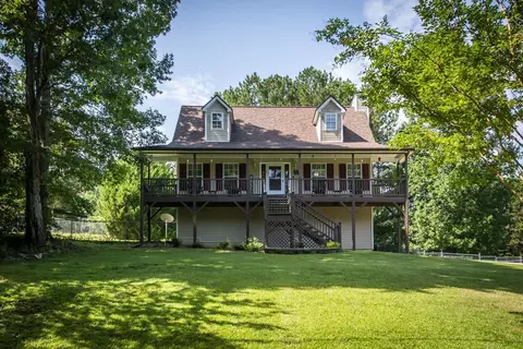72 Wildwood Dr, Temple, GA 30179