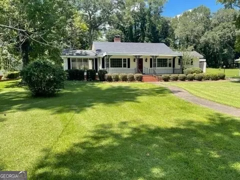 712 Hill St, Thomaston, GA 30286
