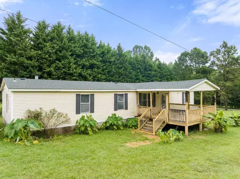 38 Lotus Dr, Toccoa, GA 30577 photo 6