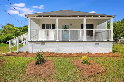 81 Elm St, Griffin, GA 30223