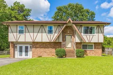 331 Diamond Cir, Lafayette, GA 30728
