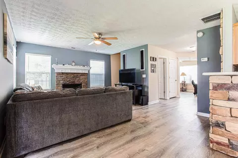 1060 Orchard Cir, Monroe, GA 30656 photo 9