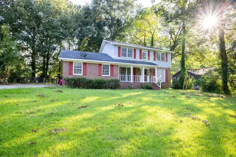 3130 Willowdale Dr, Macon, GA 31204