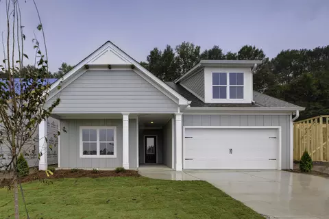 225 Farrell Creek Dr, Senoia, GA 30276
