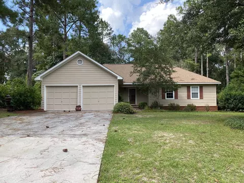 605 Timber Ridge Dr, Statesboro, GA 30458