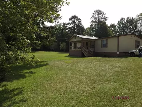 72 Maple Ln, Lagrange, GA 30241
