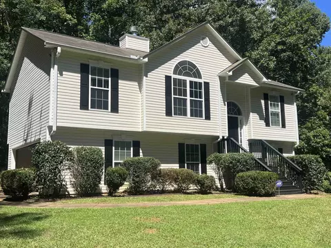 33 Ramp Rd, Lagrange, GA 30241