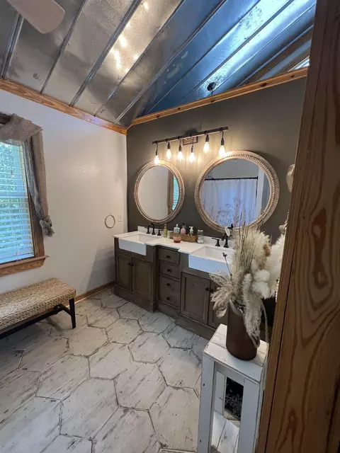 714 Old Mcleod Bridge Rd, Adrian, GA 31002 photo 9