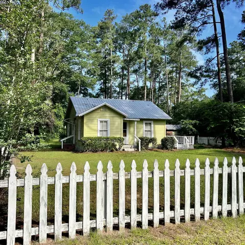 107 Kennedy St, Reidsville, GA 30453
