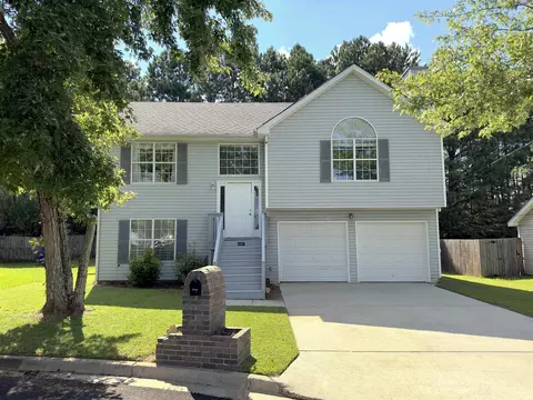 5643 Wellborn Creek Dr, Lithonia, GA 30058