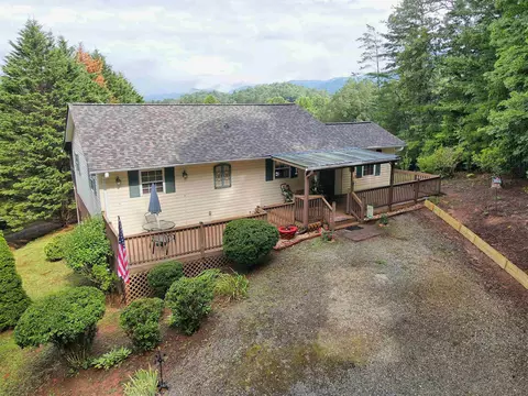 33 Bretts Dr, Tiger, GA 30576 photo 7