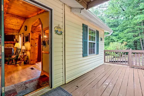 33 Bretts Dr, Tiger, GA 30576 photo 4