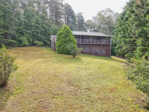 33 Bretts Dr, Tiger, GA 30576 photo 10