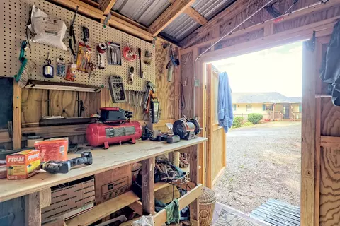 33 Bretts Dr, Tiger, GA 30576 photo 70