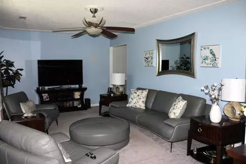 114 Avalon Dr, Warner Robins, GA 31093 photo 2