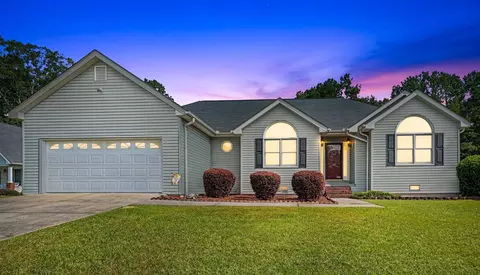 105 Laura Ashley Ln, Griffin, GA 30224