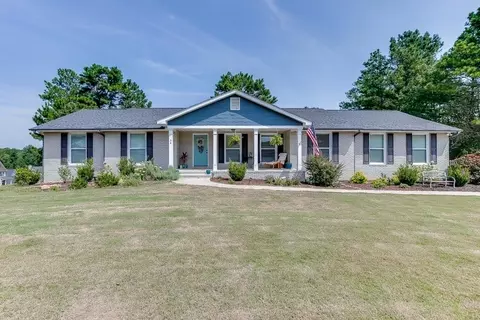 26 Rock Bridge Ct, Auburn, GA 30011