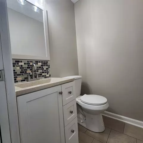 153 Hayes Cir, Rex, GA 30273 photo 12