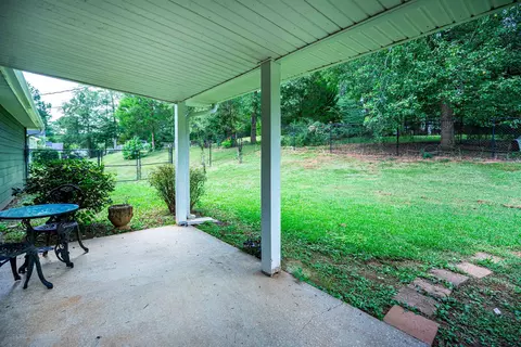 203 Lake Forest Dr, Lagrange, GA 30240 photo 17