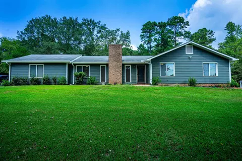 203 Lake Forest Dr, Lagrange, GA 30240 photo 1