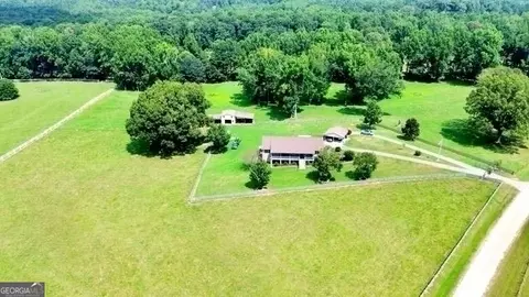 234 Flowers Rd, Molena, GA 30258