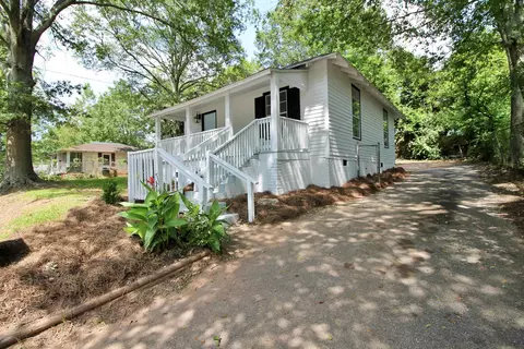 514 Lane St, Griffin, GA 30223
