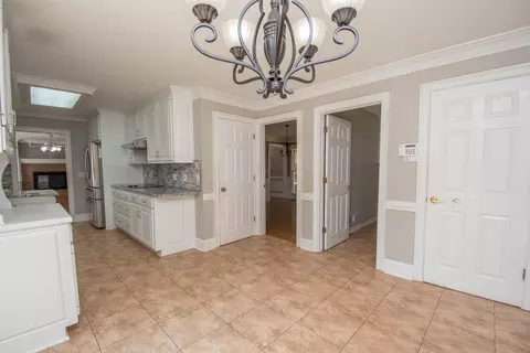 216 E Yorktown Dr, Lagrange, GA 30240 photo 13