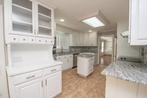 216 E Yorktown Dr, Lagrange, GA 30240 photo 14