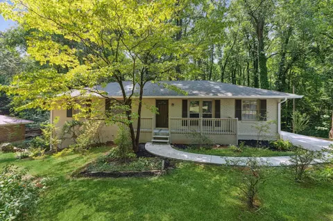 1019 Canyon Trl, Marietta, GA 30060
