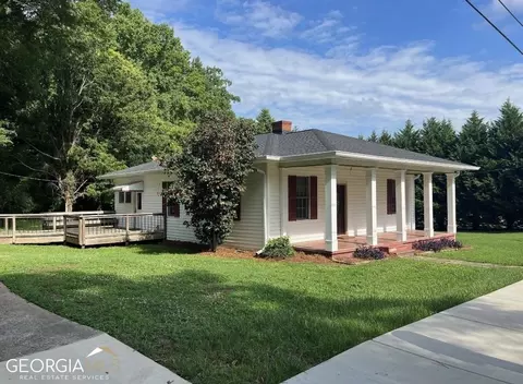 48 Central Ave, Hampton, GA 30228