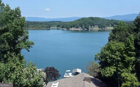 300 Overlook Dr, Hiawassee, GA 30546