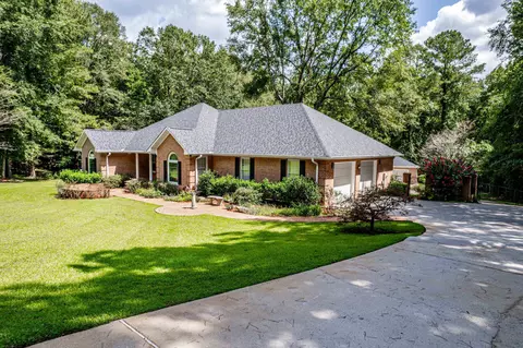 156 Red Fox Run, Macon, GA 31210