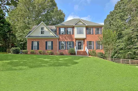 270 Jordan Pl, Fayetteville, GA 30215