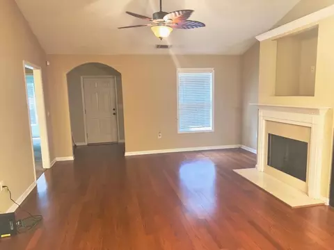 97 Richmond Dr, Lagrange, GA 30240 photo 2