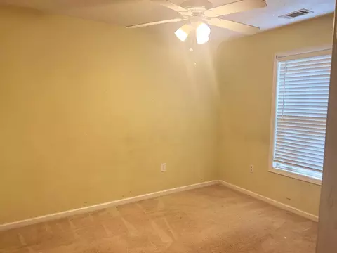 97 Richmond Dr, Lagrange, GA 30240 photo 13