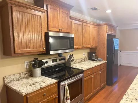 97 Richmond Dr, Lagrange, GA 30240 photo 4