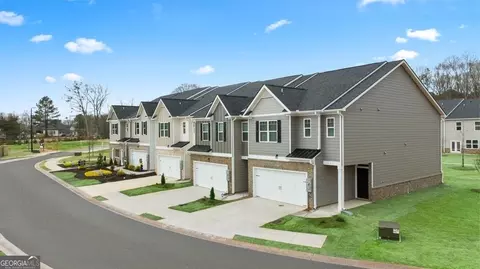 213 Hampton Cir #65, Mcdonough, GA 30253