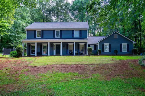126 Lismore Dr, Lagrange, GA 30240 photo 1