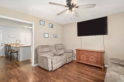 463 Shadowbrook Cir, Springfield, GA 31329 photo 4