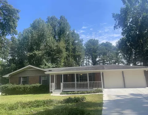 5636 Noblett Rd, Stone Mountain, GA 30087
