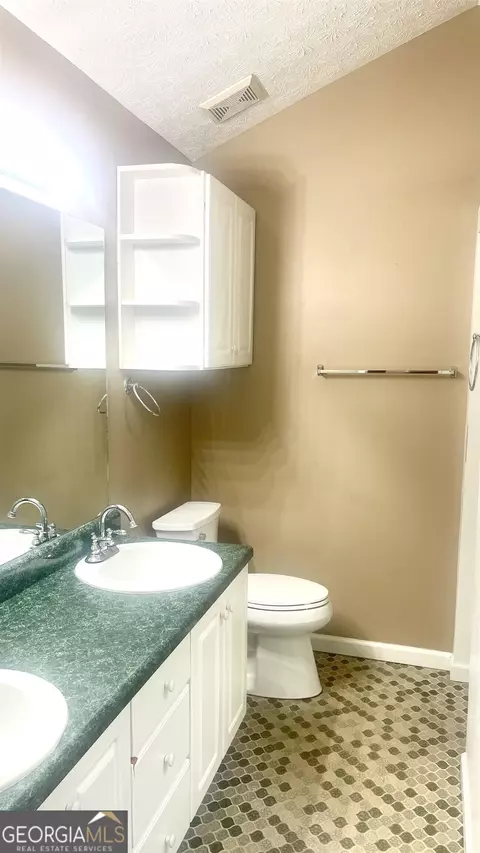 106 Rockwell Dr, Lagrange, GA 30240 photo 6