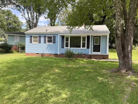 401 Sheppard St, West Point, GA 31833