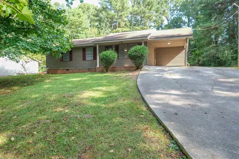 85 Hidden Pines Dr, Covington, GA 30016