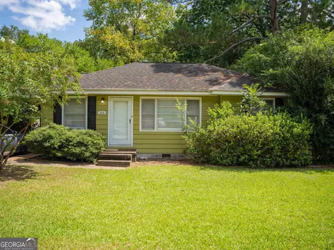 316 Rideway Dr, Americus, GA 31709
