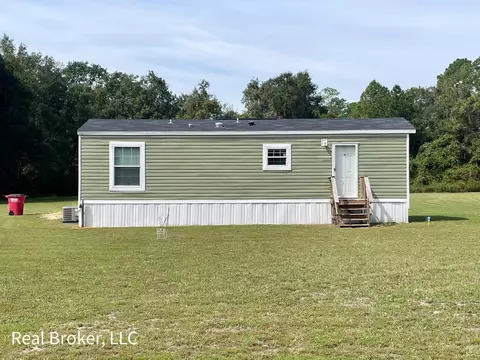 6381 Philip Rd, Blackshear, GA 31516 photo 2