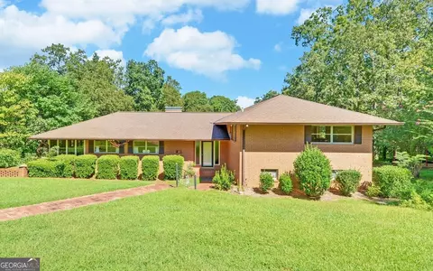 30 Mountain View Dr, Toccoa, GA 30577 photo 2